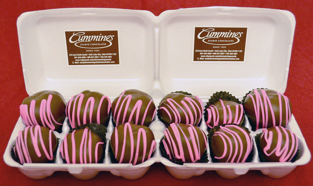 freshfruitstrawberrietwelvepackaged Cummings Studio Chocolates